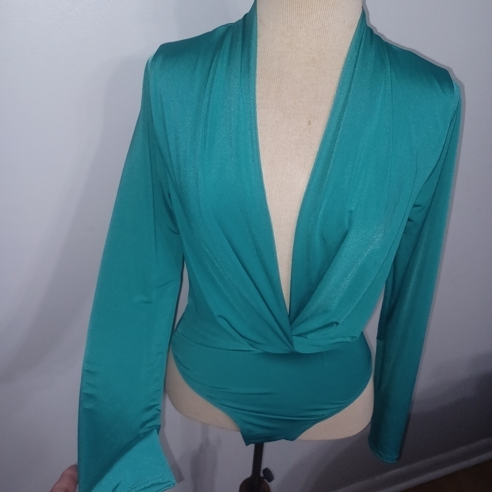Fashion Nova- Out All Night Satin Bodysuit- W Sz Small - Picture 4 of 9